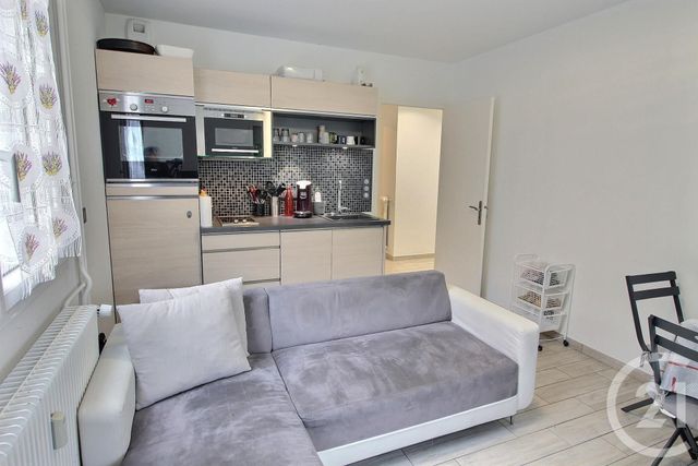 Afficher la photo en grand Appartement F3 à vendre - 3 pièces - 44.11 m2 - THONON LES BAINS - 74 - RHONE-ALPES - Century 21 Chablais - Léman