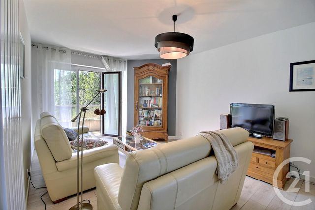 Appartement F3 à vendre - 3 pièces - 81.16 m2 - THONON LES BAINS - 74 - RHONE-ALPES - Century 21 Chablais - Léman