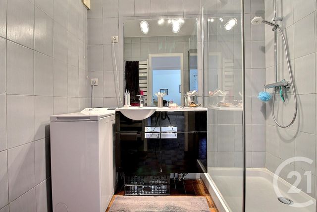 Appartement F3 à vendre - 3 pièces - 81.16 m2 - THONON LES BAINS - 74 - RHONE-ALPES - Century 21 Chablais - Léman