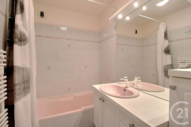 Appartement F4 à vendre - 4 pièces - 93.47 m2 - THONON LES BAINS - 74 - RHONE-ALPES - Century 21 Chablais - Léman