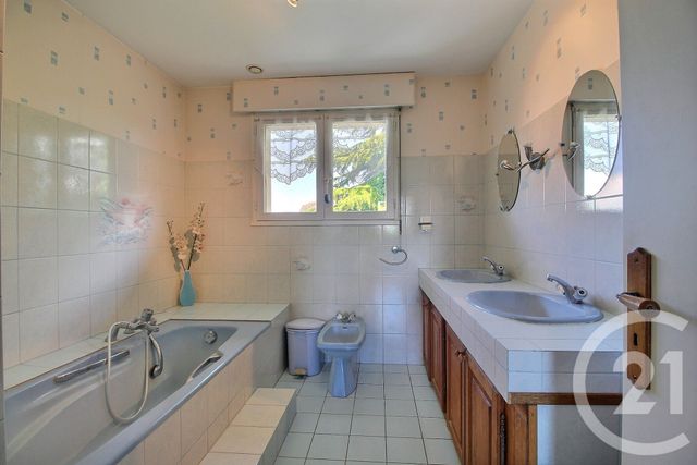 maison à vendre - 5 pièces - 119.28 m2 - PUBLIER - 74 - RHONE-ALPES - Century 21 Chablais - Léman
