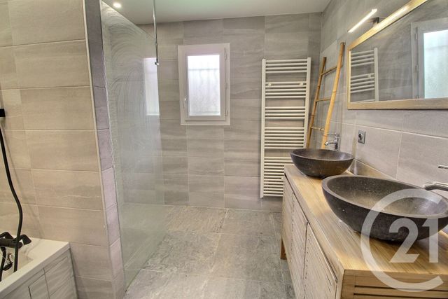 maison à vendre - 10 pièces - 117.1 m2 - EXCENEVEX - 74 - RHONE-ALPES - Century 21 Chablais - Léman